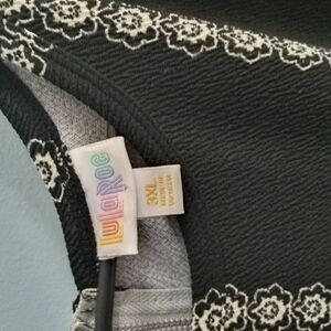 🔥 Final Sale ⭐ LuLaRoe Black and White Floral Dress Size 3X